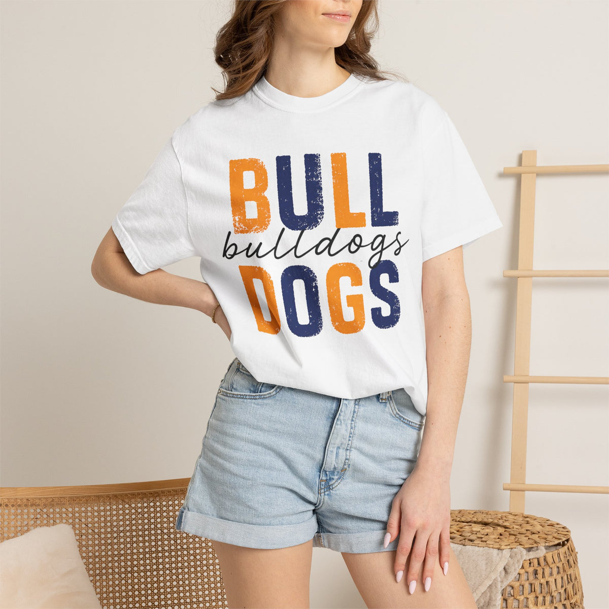 Bulldogs Retro Script T-Shirt